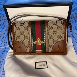 Gucci Vintage Bee Wallet on Strap